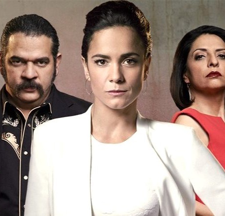 Série “A Rainha do Sul”, com protagonista brasileira, está bombando na HBO